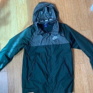 Nike Men’s Windbreaker Jacket